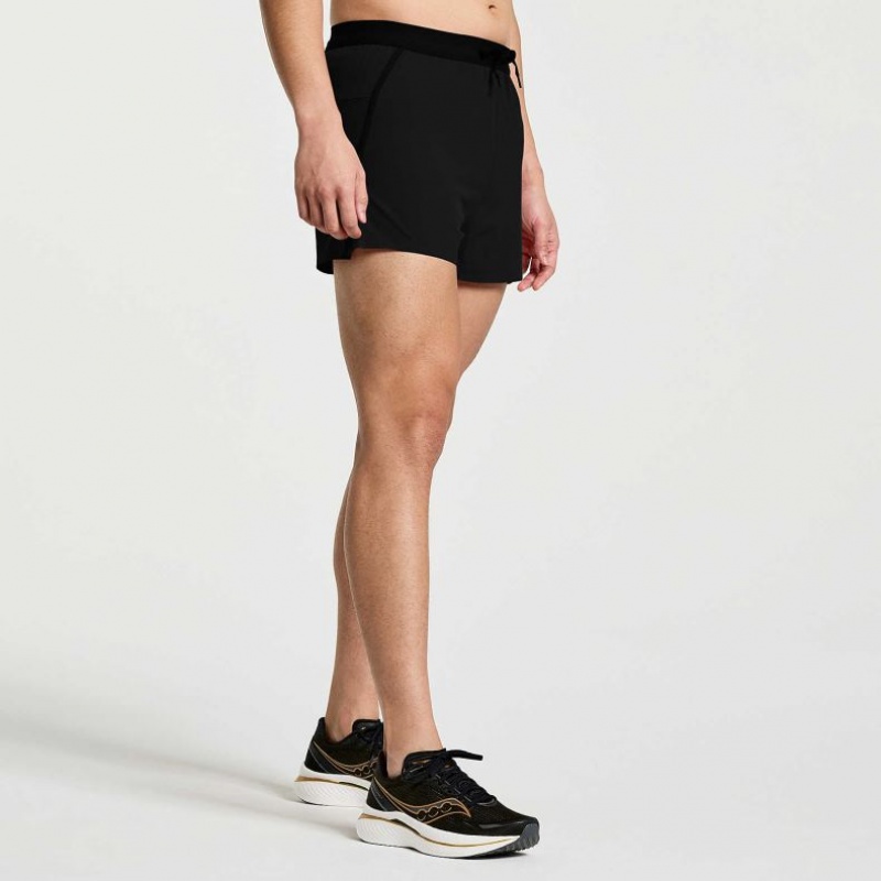 Short Saucony Outpace 3